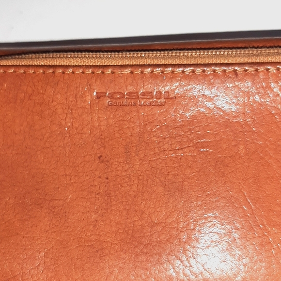 FOSSIL VINTAGE TRIFOLD WALLET - Picture 3 of 12